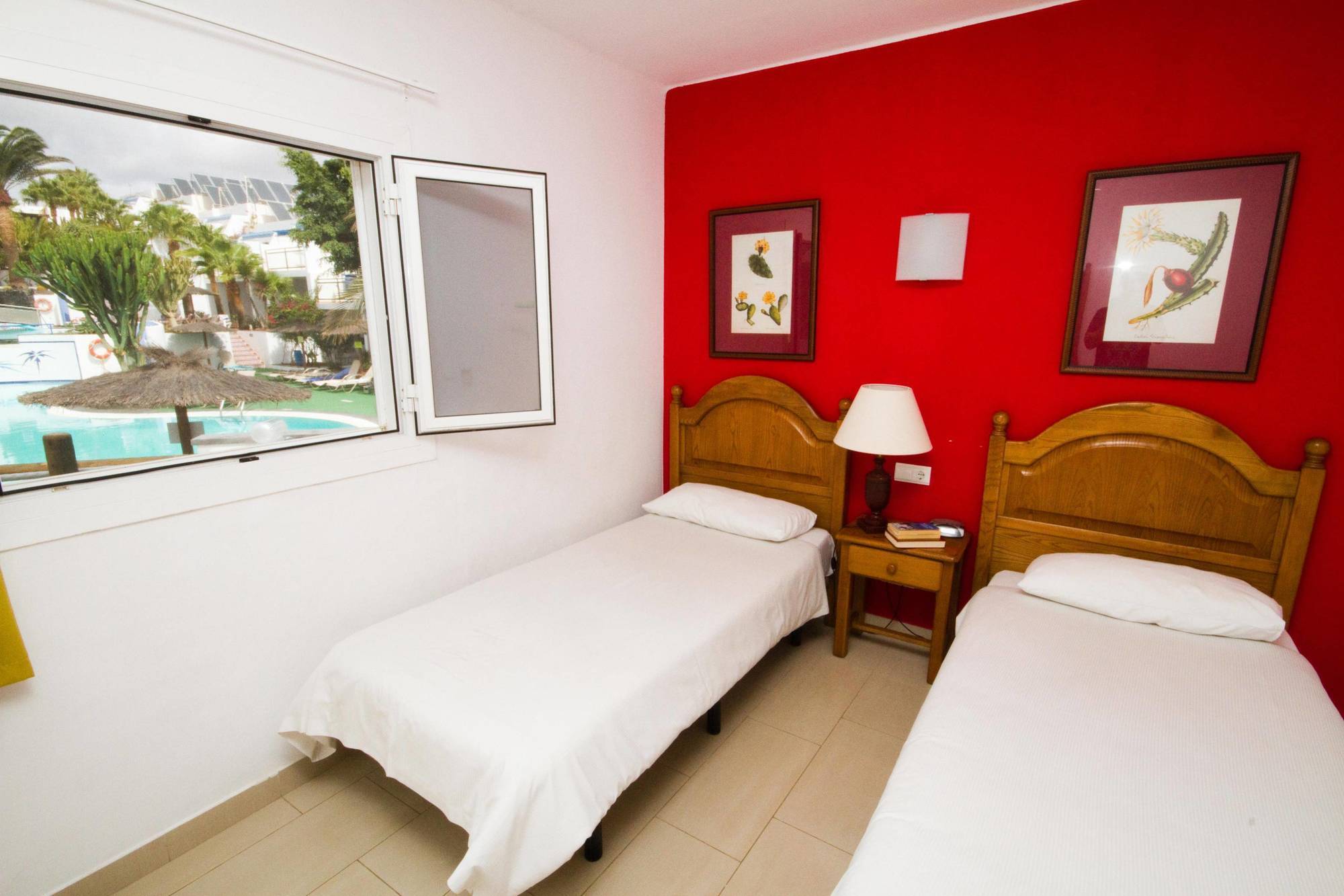 Apartamentos Parque Tropical En Lanzarote Пуерто-дель-Кармен Екстер'єр фото