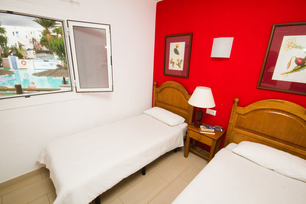 Apartamentos Parque Tropical En Lanzarote Пуерто-дель-Кармен Екстер'єр фото